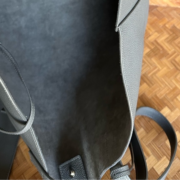 SHOPPING SAINT LAURENT N/S IN SUPPLE LEATHER - Picture 5 of 6